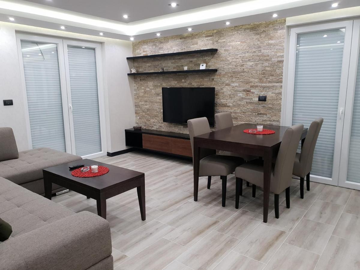 Divcibare Delux Apartman エクステリア 写真